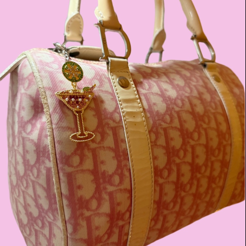 cosmopolitan bag keychain